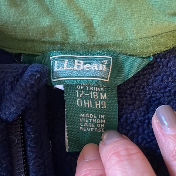 3 pc weather set, LL Bean Fleece vest, ski jacket, and mittens, size: 12-18 mo - Picture 8 of 9